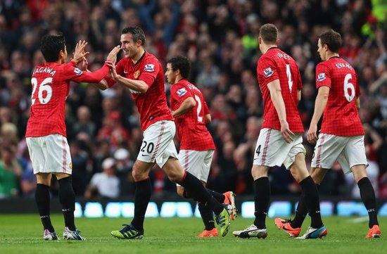 曼晚：曼联可以考虑今夏免签戴维和安赫尔-戈麦斯.